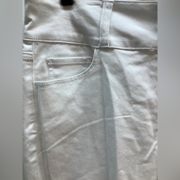 Copper Hash Size 12 White Curvy Crop Jeans. New With Tags. - Picture 3 of 7